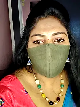 RomeoJuliet345 online show from 11.25.25