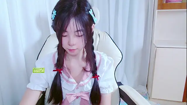 Snapshot of xiyao1314 chatting on 10.16.25 xiyao1314 online show from 10.16.25