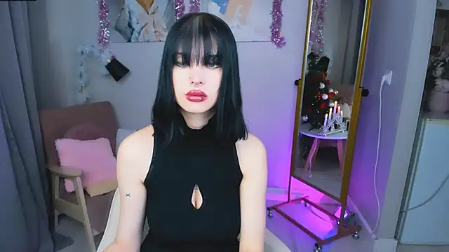 Snapshot of Barbara_xKiss chatting on 12.20.24 Barbara xKiss online show from 12.20.24