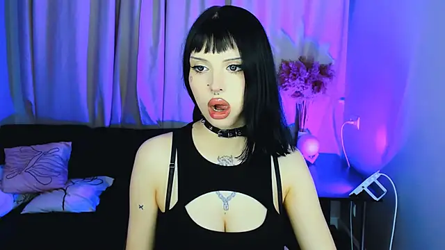 Snapshot of Barbara_xKiss chatting on 01.13.25 Barbara xKiss online show from 01.13.25