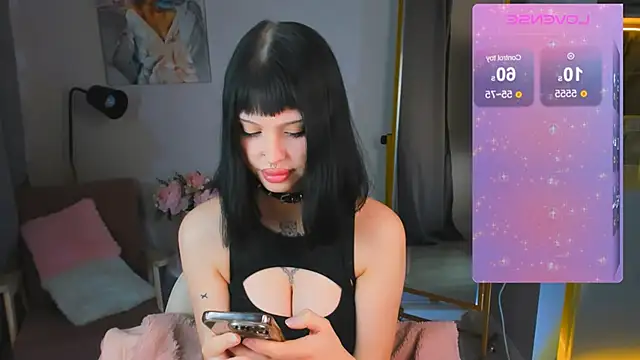 Snapshot of Barbara_xKiss chatting on 01.15.25 Barbara xKiss online show from 01.15.25