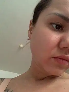 MiraMiss online show from 12.05.25