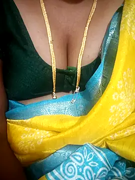 Snapshot of Telugu-mirchi chatting on 05.08.26 Telugu-mirchi online show from 05.08.26