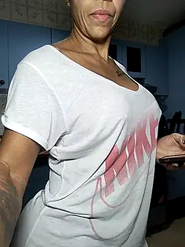 Alison fitness online show from 10.11.25