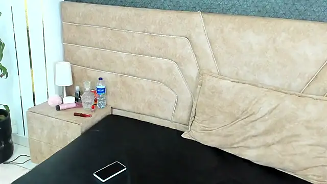 Candy Bony online show from 12.19.24