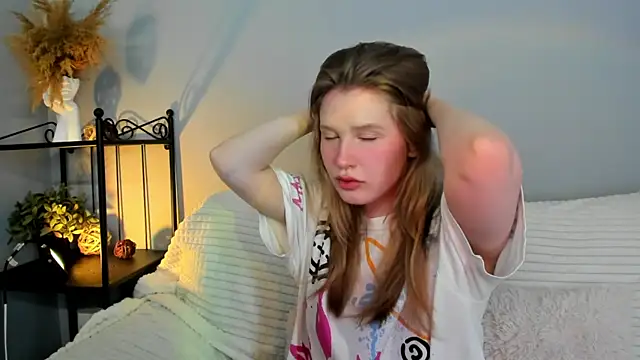 EvaStevs online show from 01.30.25