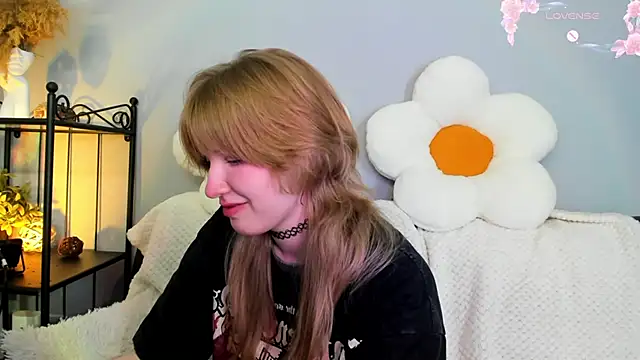 EvaStevs online show from 02.16.25