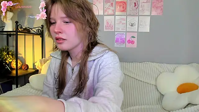 EvaStevs online show from 03.15.25