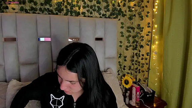 jenifer  power10 online show from 03.22.25