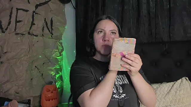 jenifer  power10 online show from 10.29.25