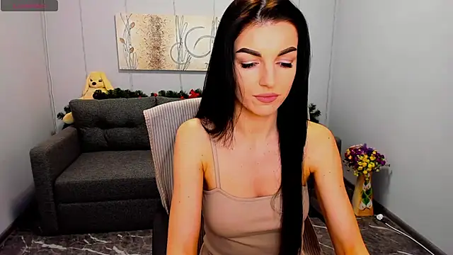 Angelina Clarks online show from 01.05.25