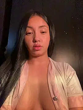 sweet kitty0110 online show from 02.08.25