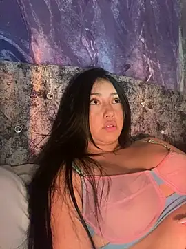 sweet kitty0110 online show from 02.15.25