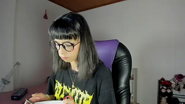 aiko mori online show from 09.08.25