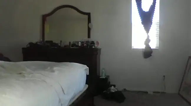 2Fly4Guy online show from 12.17.24