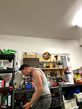 2Fly4Guy online show from 10.05.25