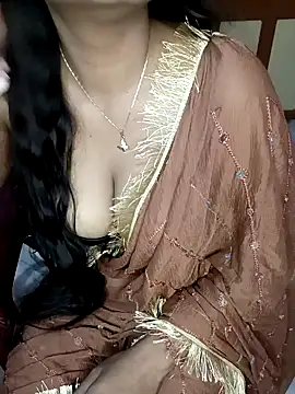 NOTY-LOVE-05 online show from 12.17.24