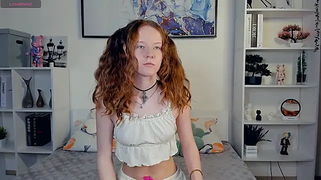 Snapshot of ZaraBluitt chatting on 12.24.24 ZaraBluitt online show from 12.24.24