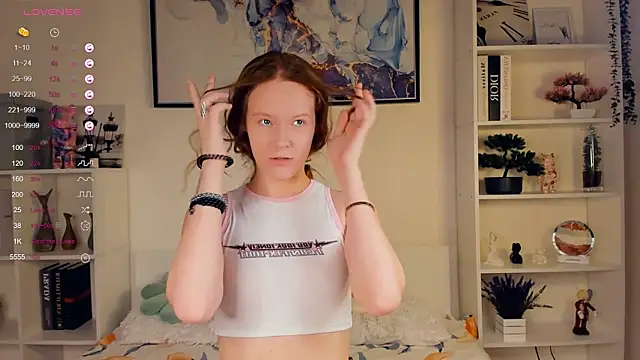 Snapshot of ZaraBluitt chatting on 12.29.24 ZaraBluitt online show from 12.29.24