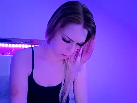 nicole77745 online show from 03.02.26