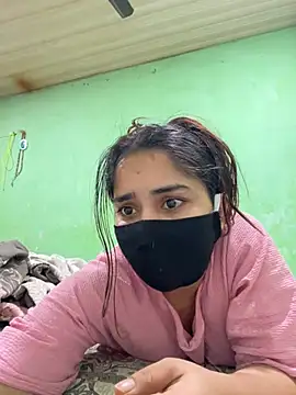 Snapshot of Black_Glow chatting on 03.15.25 Black Glow online show from 03.15.25