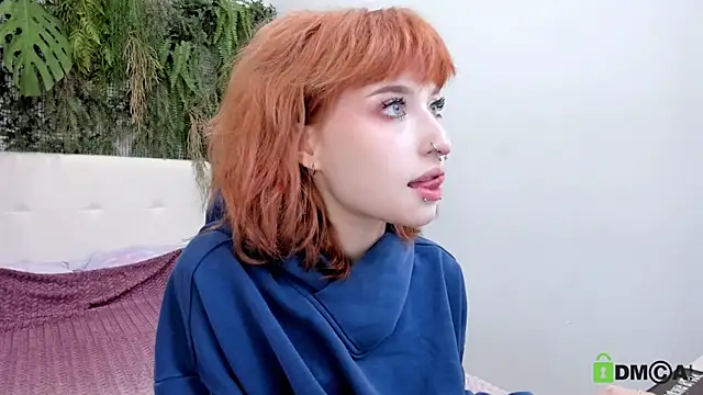 ElizaNik  online show from 10.02.25