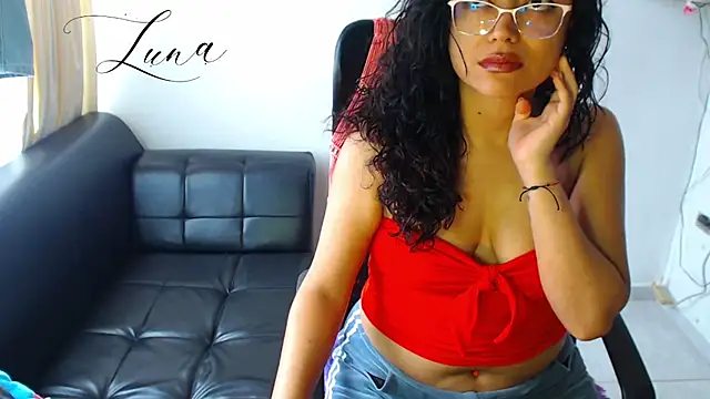 Lunavega1 online show from 09.11.25