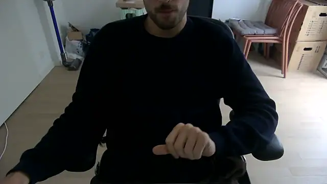 Snapshot of taallguyy_196 chatting on 05.16.26 taallguyy 196 online show from 05.16.26