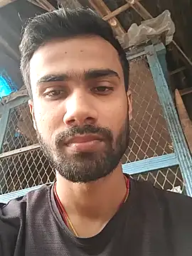 Snapshot of Skinny_Bigass_23 chatting on 01.21.25 Skinny Bigass 23 online show from 01.21.25