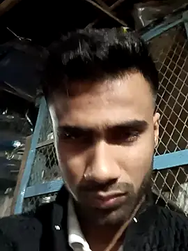 Snapshot of Skinny_Bigass_23 chatting on 02.17.25 Skinny Bigass 23 online show from 02.17.25