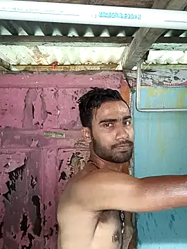 Snapshot of Skinny_Bigass_23 chatting on 03.10.25 Skinny Bigass 23 online show from 03.10.25