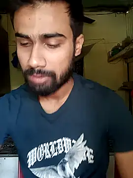 Skinny Bigass 23 online show from 11.19.25