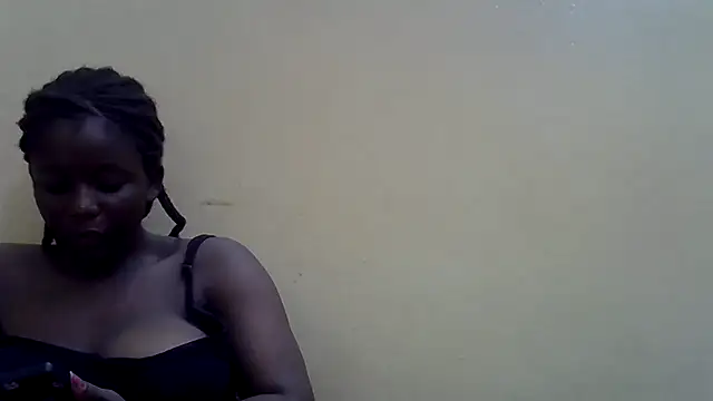 Snapshot of Harrisamor chatting on 11.22.25 Harrisamor online show from 11.22.25