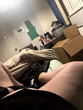 Snapshot of AmberTaylorXxx chatting on 12.16.25 AmberTaylorXxx online show from 12.16.25