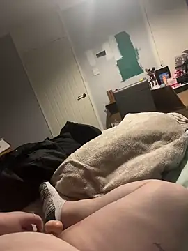 Snapshot of AmberTaylorXxx chatting on 12.22.25 AmberTaylorXxx online show from 12.22.25