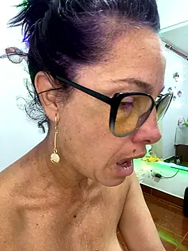 Snapshot of Goddess-Love- chatting on 01.17.26 Goddess-Love- online show from 01.17.26