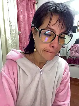 Snapshot of Goddess-Love- chatting on 01.19.26 Goddess-Love- online show from 01.19.26