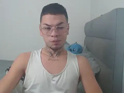 MarceloMilk online show from 09.15.25