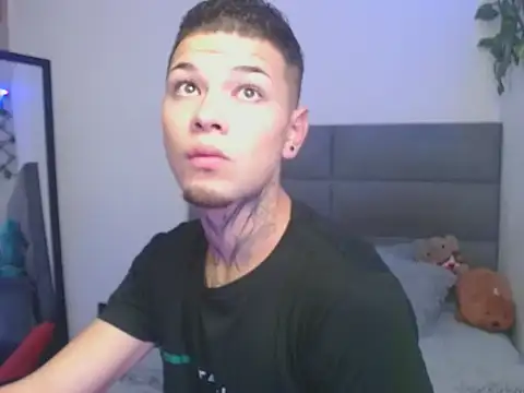 MarceloMilk online show from 10.13.25