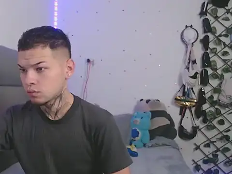 MarceloMilk online show from 10.21.25