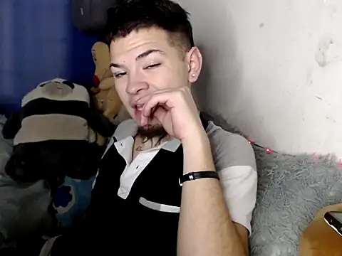 MarceloMilk online show from 11.18.25