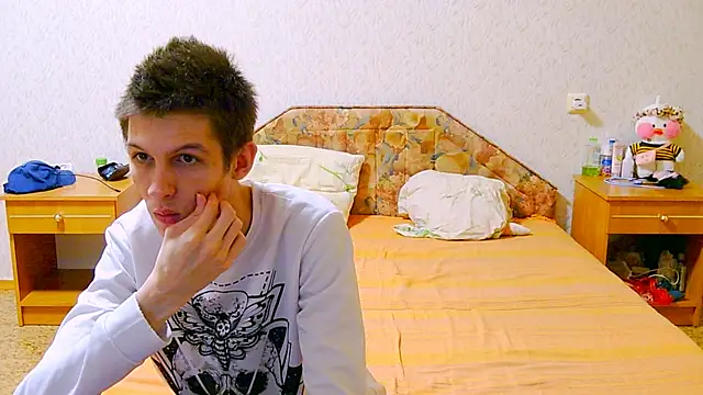 Ivy Lester online show from 01.18.25