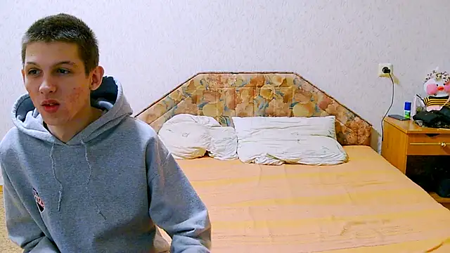 Ivy Lester online show from 02.26.25