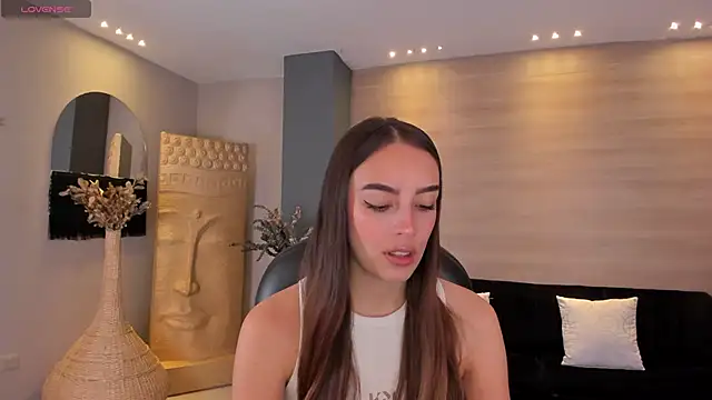 Snapshot of KaiaFerreira chatting on 02.25.25 KaiaFerreira online show from 02.25.25