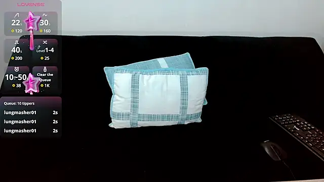 lunalovedoll  online show from 01.03.25