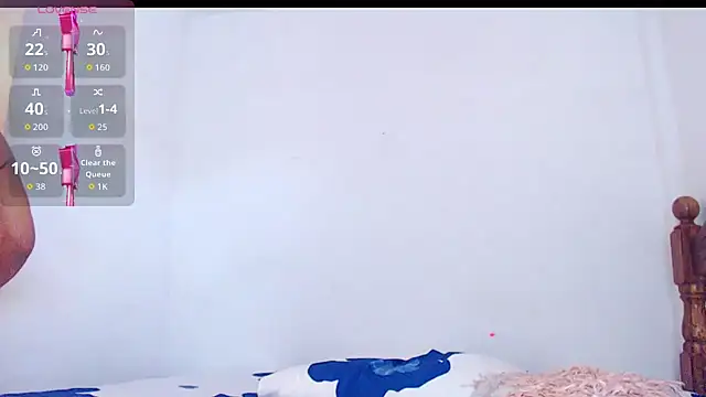 Snapshot of blondebitchlitle chatting on 06.28.26 blondebitchlitle online show from 06.28.26