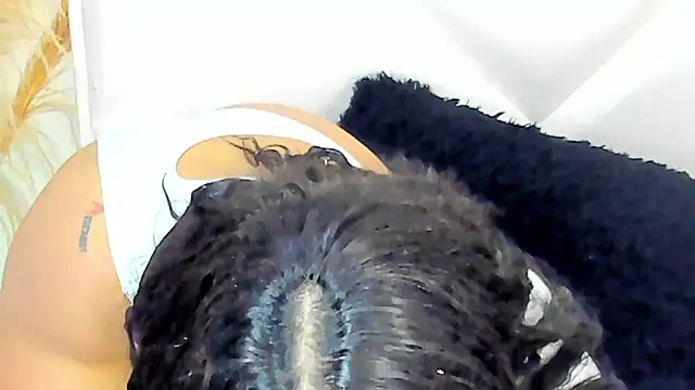 Snapshot of ScarlethNatasha chatting on 09.29.25 ScarlethNatasha online show from 09.29.25