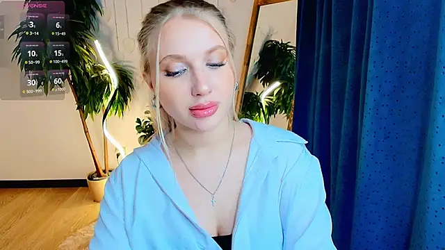 Evacadooo online show from 03.08.26