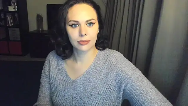 MollyCheiz online show from 03.18.25