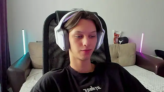 Ostin meow online show from 02.06.26